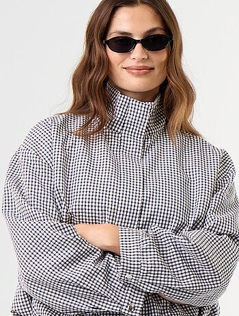 Chaqueta estilo bomber de cuadros