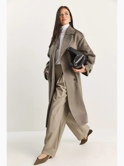 Chaqueta extragrande de mezcla de algodón y felpa con botones lucci - Kiabi Chaqueta extragrande de mezcla de algodón y felpa con botones lucci - Kiabi
