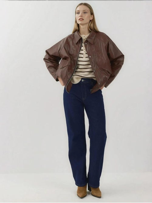 Chaqueta extragrande de piel sintética con bolsillos hiccup - Kiabi Chaqueta extragrande de piel sintética con bolsillos hiccup - Kiabi