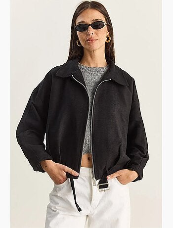 Chaqueta extragrande de piel sintética con cierre de cremallera y bolsillos lucci