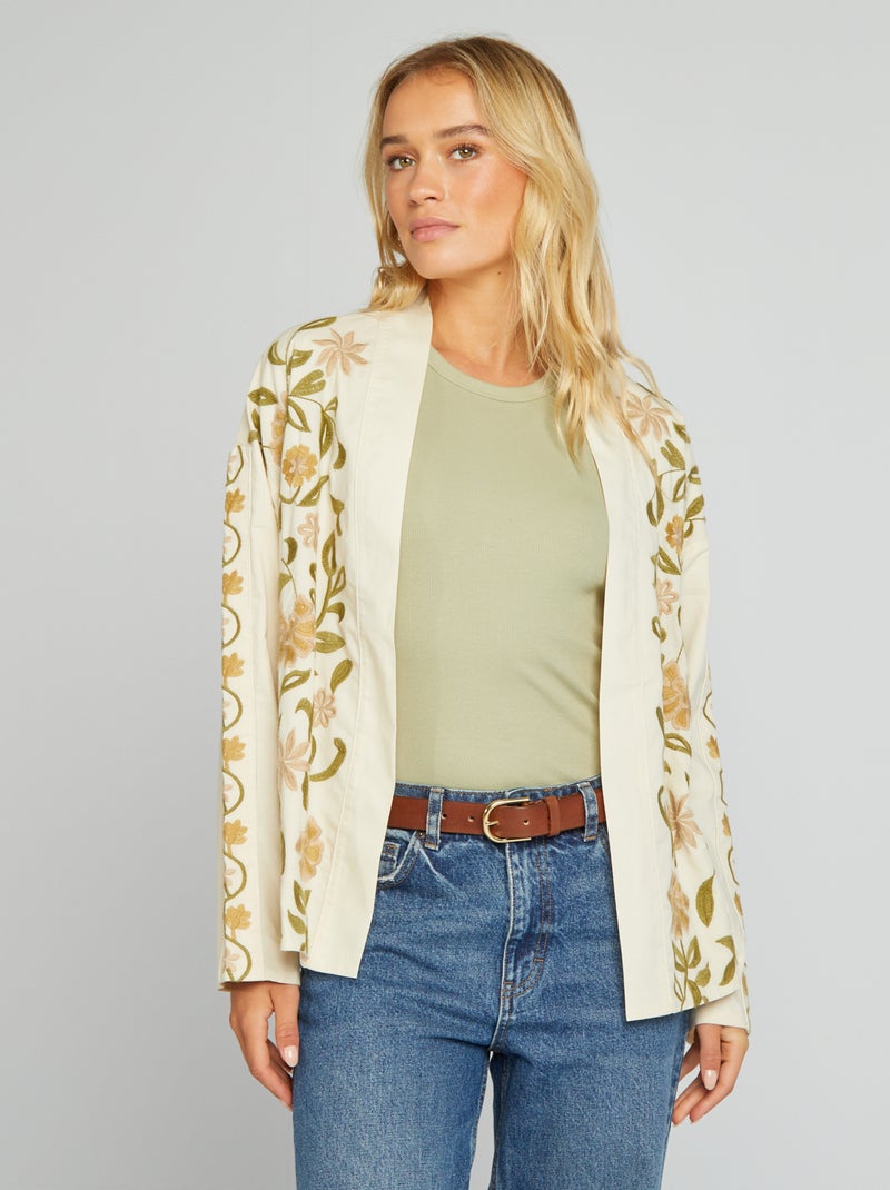 Chaqueta kimono corta bordada BEIGE - Kiabi