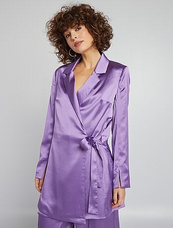 Chaqueta larga de raso