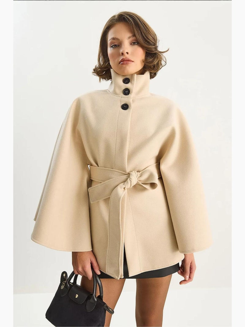 Chaqueta larga texturizada con cierre de botones lucci Crema - Kiabi