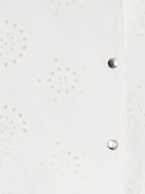 Chaqueta ligera con bordado inglés - Kiabi