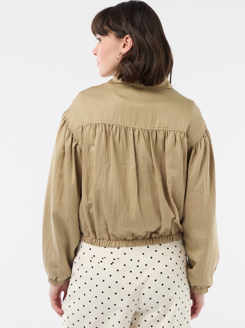 Chaqueta lisa con cremallera y mangas abullonadas Beige - Kiabi