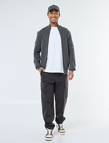 Chaqueta lisa de punto y cuello alto