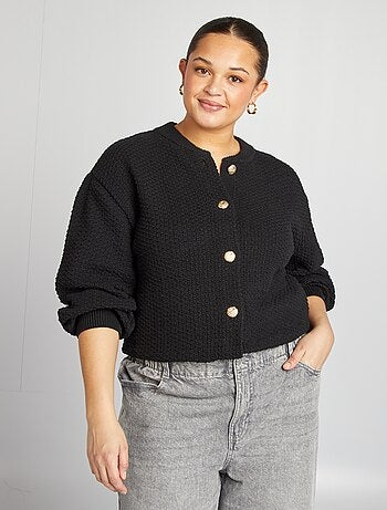 Chaqueta lisa gruesa con botones dorados