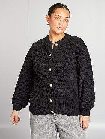 Chaqueta lisa gruesa con botones dorados