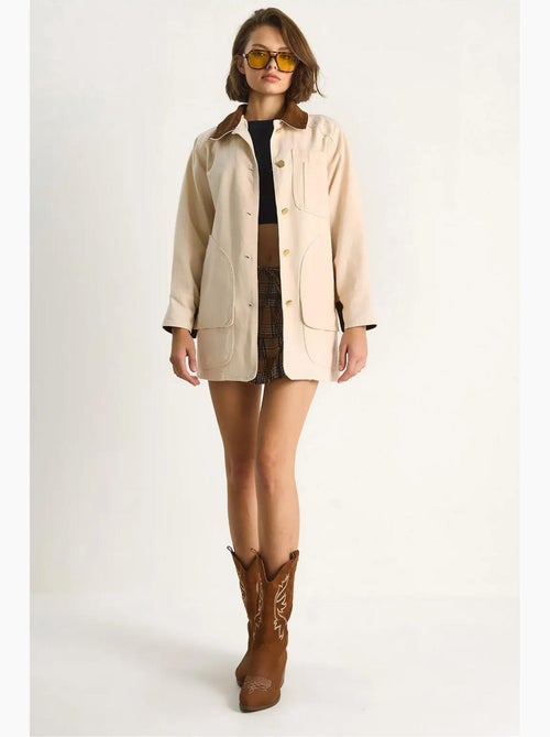 Chaqueta midi abotonada de ante sintético con cuello de camisa lucci - Kiabi Chaqueta midi abotonada de ante sintético con cuello de camisa lucci - Kiabi