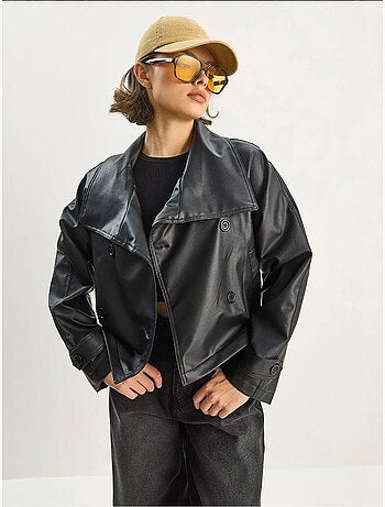 Chaqueta oversize de piel sintética con cierre de botones lucci