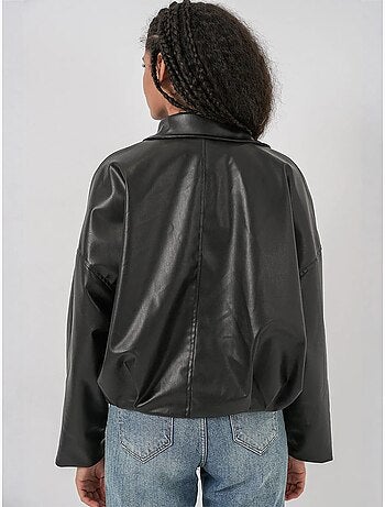 Chaqueta oversize de piel sintética con cinturón bdart