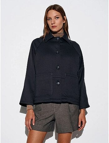 Chaqueta oversize de tejido con efecto peluche con botones