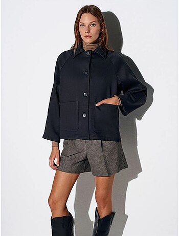 Chaqueta oversize de tejido con efecto peluche con botones