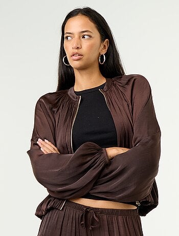 Chaqueta satinada lisa de corte globo