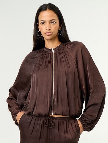Chaqueta satinada lisa de corte globo