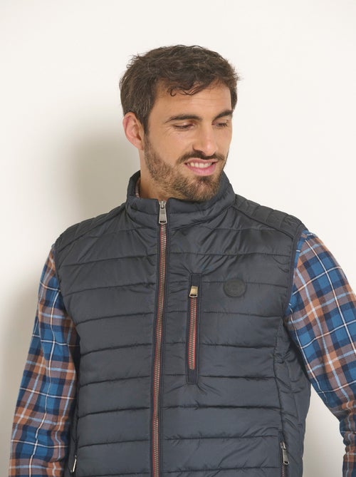 Chaqueta sin mangas con cremallera repelente al agua - AFIBEL - Kiabi