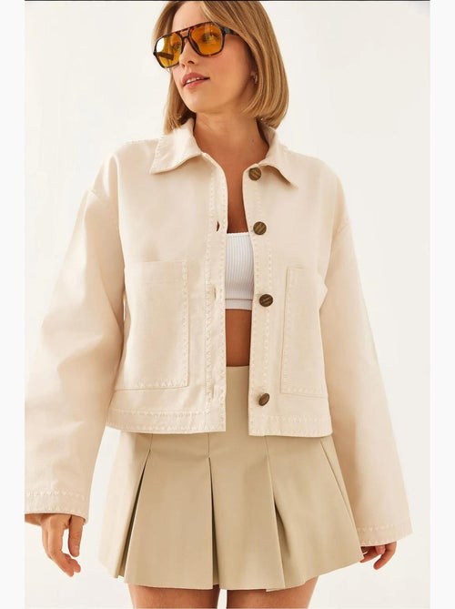 Chaqueta tejida corta bordada con cuello camisero lucci - Kiabi