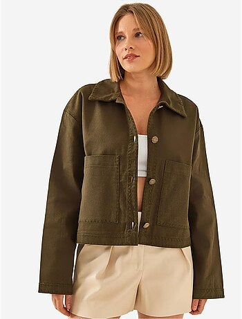 Chaqueta tejida corta bordada con cuello camisero lucci