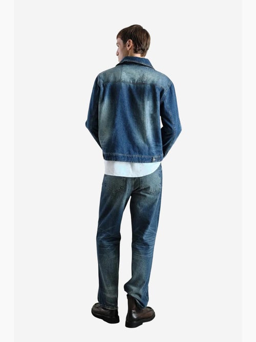 Chaqueta vaquera abotonada con bolsillo giesto - Kiabi Chaqueta vaquera abotonada con bolsillo giesto - Kiabi