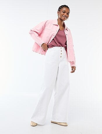 Chaqueta vaquera abotonada con bordado en algodón liso