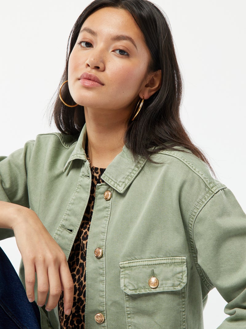 Chaqueta vaquera con botones dorados VERDE - Kiabi