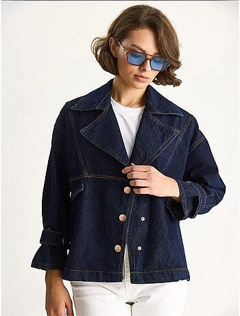 Chaqueta vaquera con cuello camisero y botones lucci