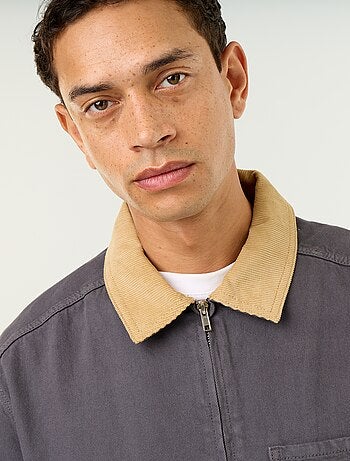 Chaqueta vaquera con cuello de pana