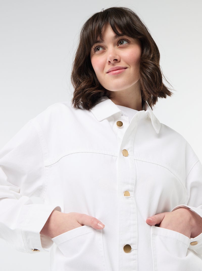 Chaqueta vaquera corta con 2 bolsillos de parche Blanco - Kiabi