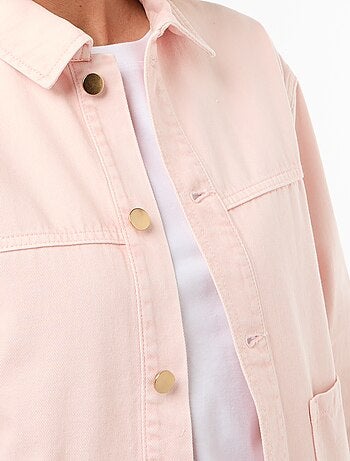 Chaqueta vaquera corta con 2 bolsillos de parche