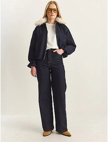 Chaqueta vaquera corta con detalle de piel sintética lucci