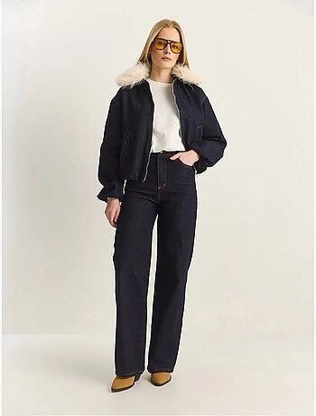 Chaqueta vaquera corta con detalle de piel sintética lucci