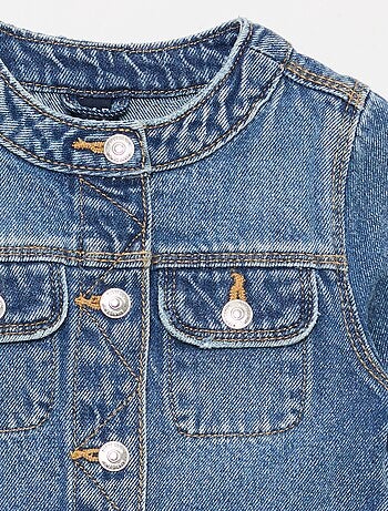 Chaqueta vaquera de cuello redondo