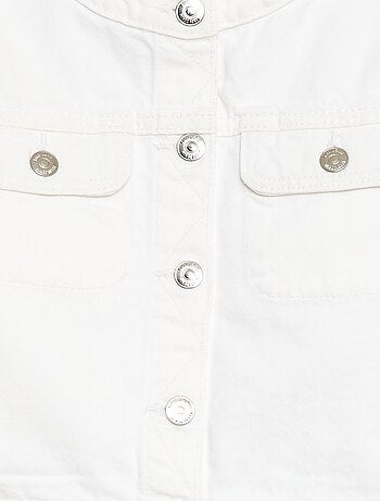 Chaqueta vaquera de cuello redondo