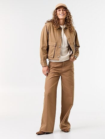Chaqueta workwear de vaquero y cuello de terciopelo