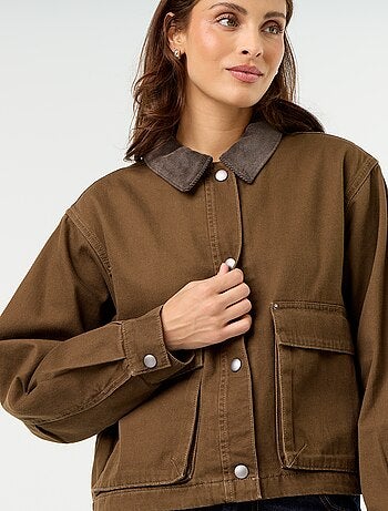 Chaqueta workwear de vaquero y cuello de terciopelo