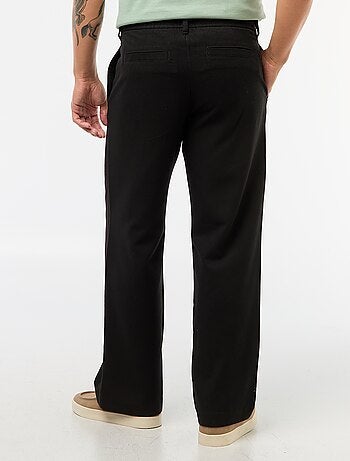 Chino ancho liso