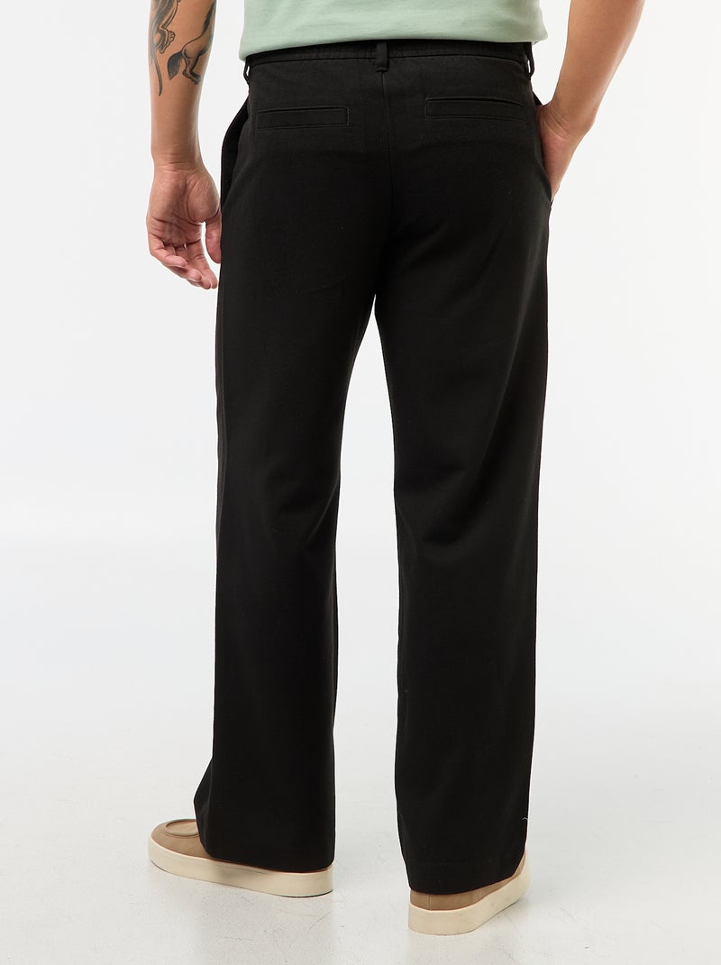 Chino ancho liso Negro - Kiabi