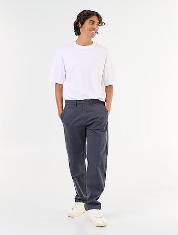 Chino liso de corte estándar