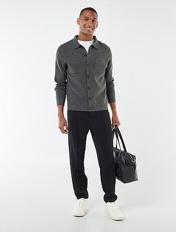 Chino regular liso