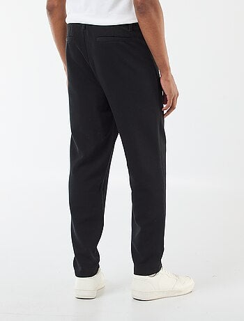 Chino regular liso