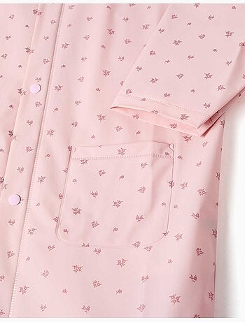 Chubasquero con capucha y estampado floral