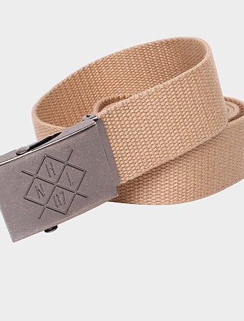 Cinturón con cierre de correa