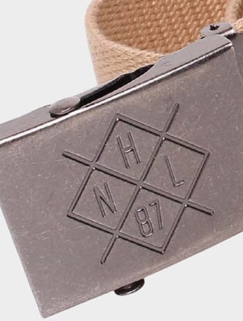 Cinturón con cierre de correa