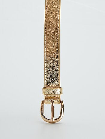 Cinturón texturizado e iridiscente