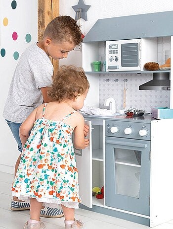 Cocina infantil en madera con cocina y refrigerador para niña y niño 'Roba'