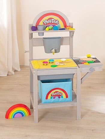 Cocina infantil exterior con kit de plastilina y accesorios 'roba x Play-Doh'