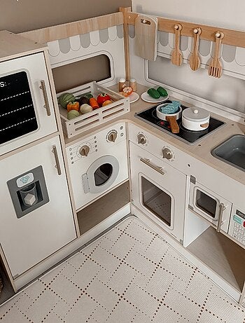 Cocina interactiva madera nevera y microondas Mamabrum