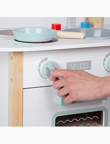 Cocinita de madera con utensilios WOOMAX