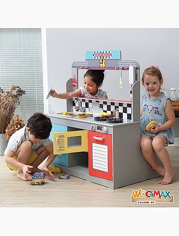Cocinita de madera y bar retro woomax
