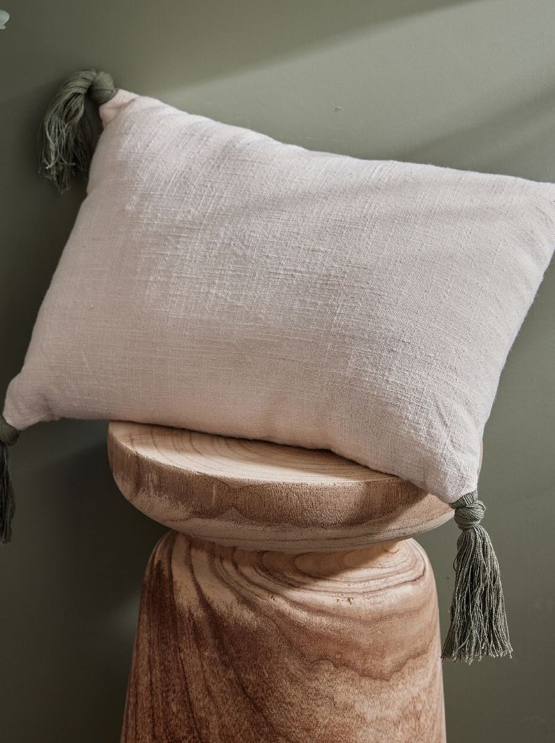 Cojín con borlas BEIGE - Kiabi